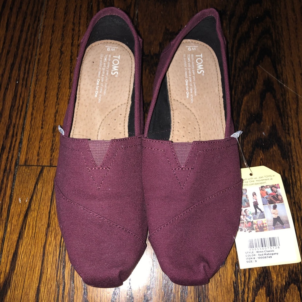 Toms